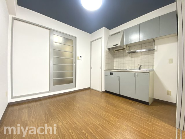 徳島市川内町金岡の賃貸マンションの内装