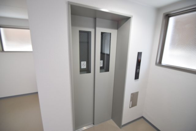 レオ伍拾番館の設備|エレベーターあります。