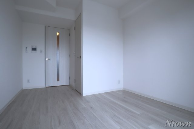 【居間・リビング】 | アドバンス名古屋ブランシュ | こちらの居間で趣味の時間をお楽しみください