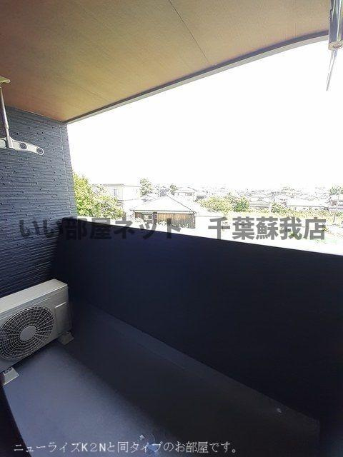 仮）五井西アパートのバルコニー|バルコニーからの眺めを楽しみながら食事をしませんか