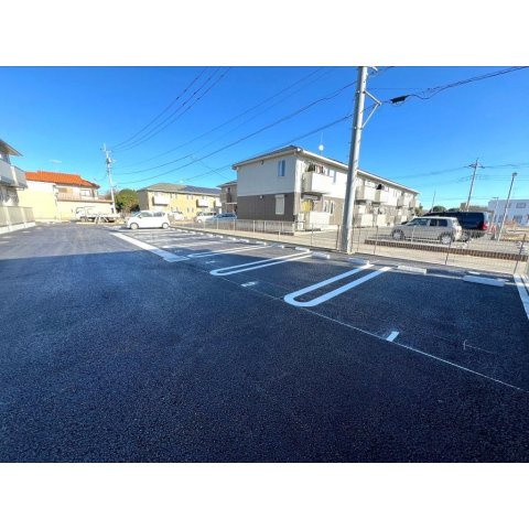 ハレレア神立の駐車場