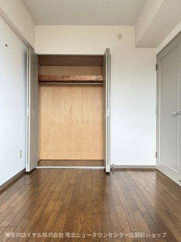 【寝室】