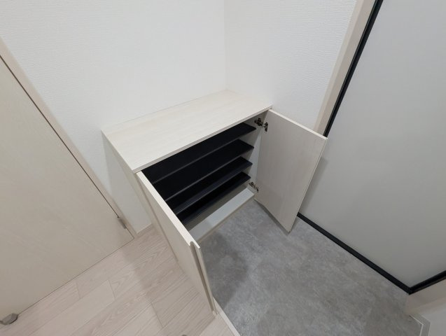 ヴェルメゾン三津屋中の収納