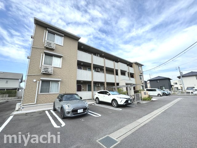 ルミエール　Ｅ棟の外観