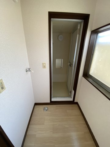 【設備】 | さくら戸建 | 洗濯機置き場