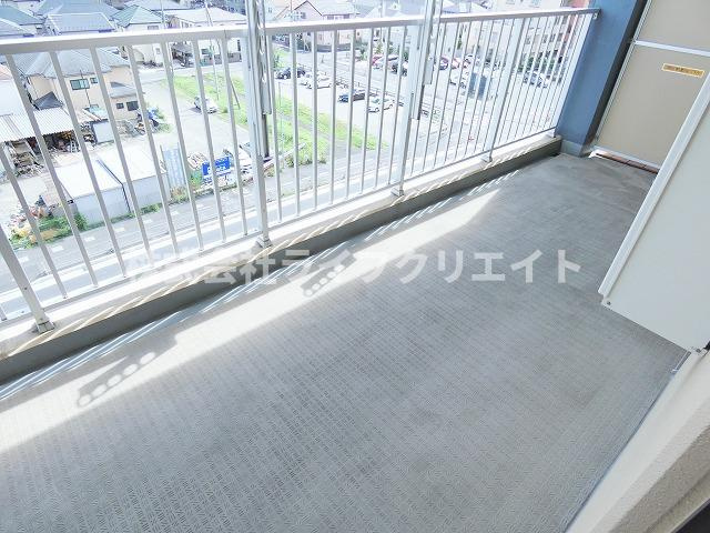 プレシス豊田のバルコニー