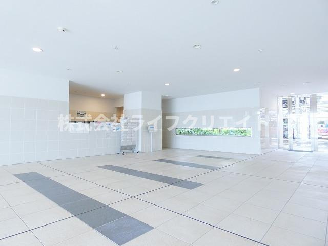 プレシス豊田のロビー