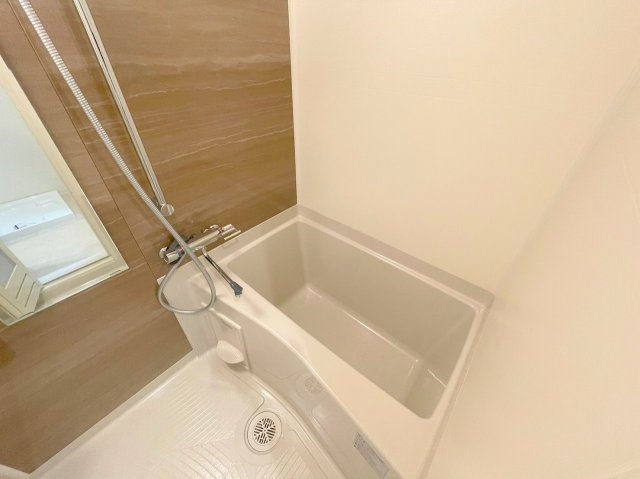 CREST TAPP新大阪の浴室
