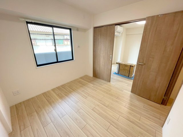 CREST TAPP新大阪の寝室