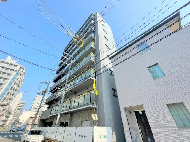 CREST TAPP新大阪の外観
