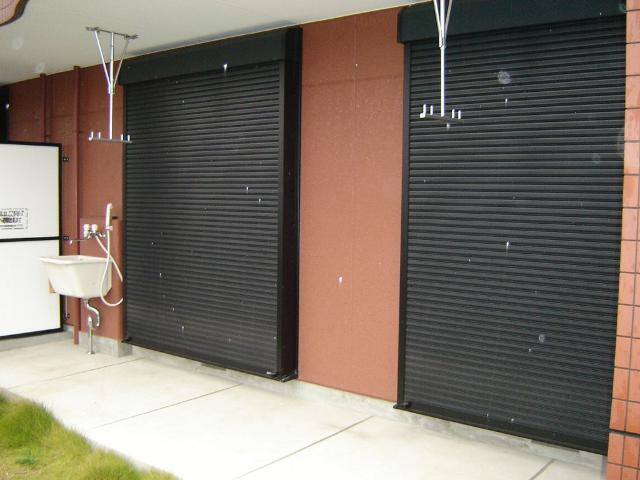 ヒルビレッジ　のセキュリティ|雨戸シャッター
