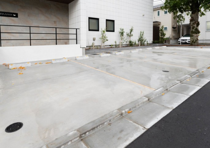 ハレルアナ久が原の駐車場