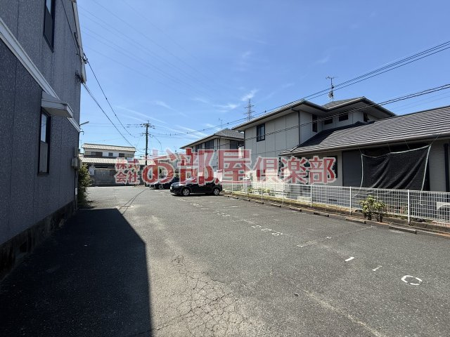 アーバンライフ津福の駐車場|駐車場完備です