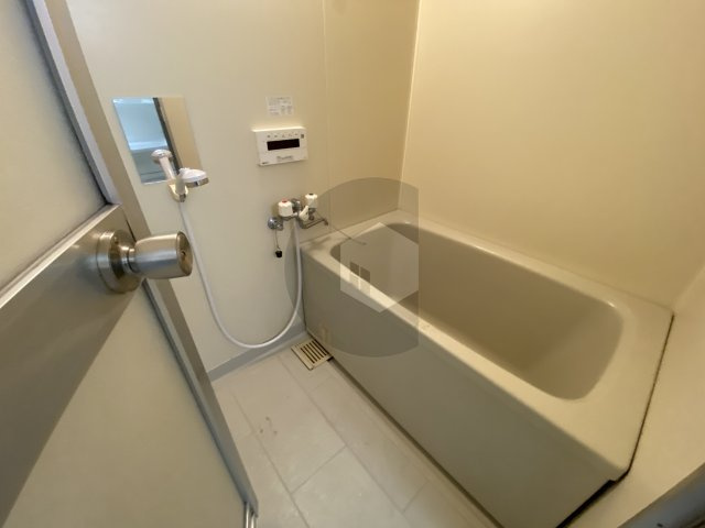 第5大原マンションの浴室