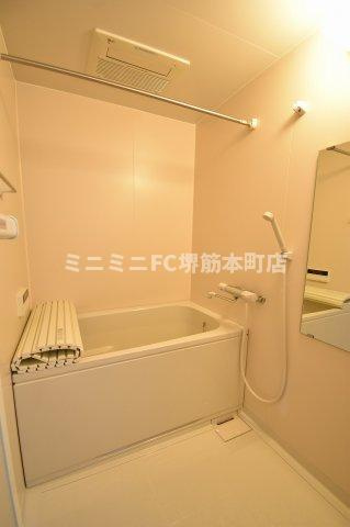 オーパスグラン谷町の浴室