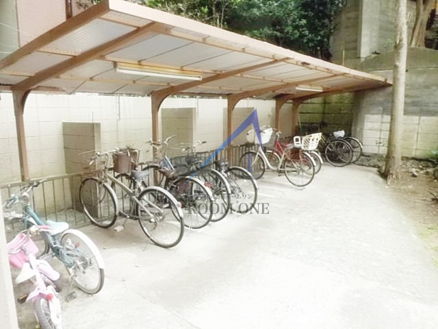 パラスト新板橋 のその他共用部分|駐輪場です。