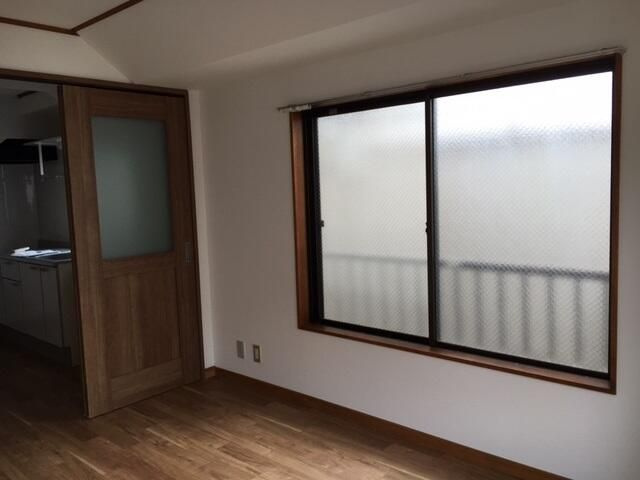 和田ビルの寝室