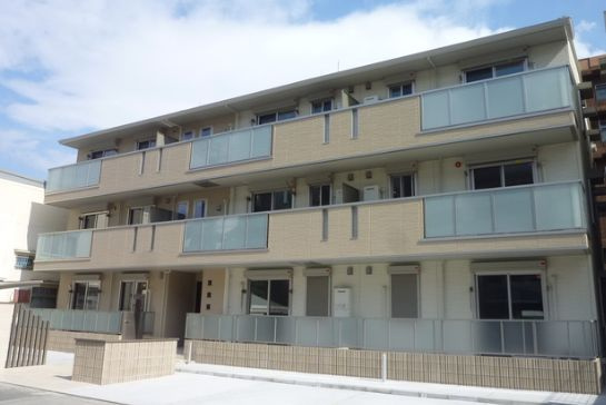 パインフローリッシュ長居東Ⅱ　長居小学校区の外観|パインフローリッシュ長居東II　外観