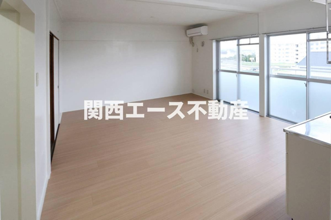 【居間・リビング】 | ビレッジハウス柏原