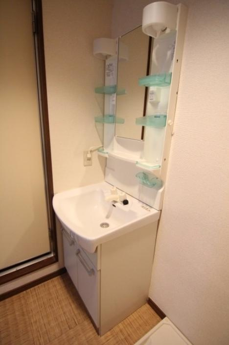 ルマインダー日吉の独立洗面台|他のお部屋の参考写真となります。