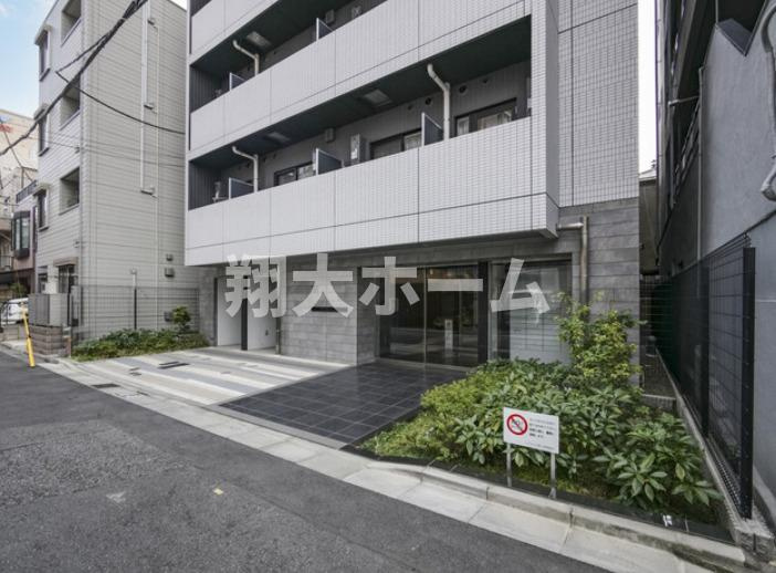 ＲＥＡＬＩＺＥ押上のエントランス