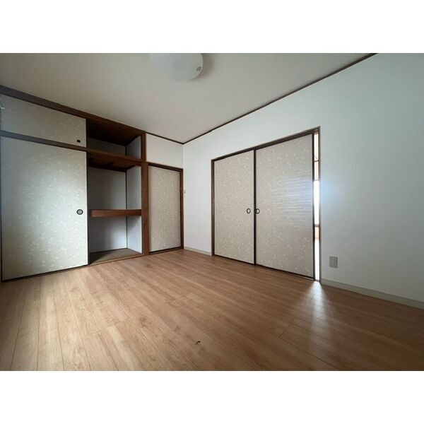 霞ヶ丘4丁目戸建の内装