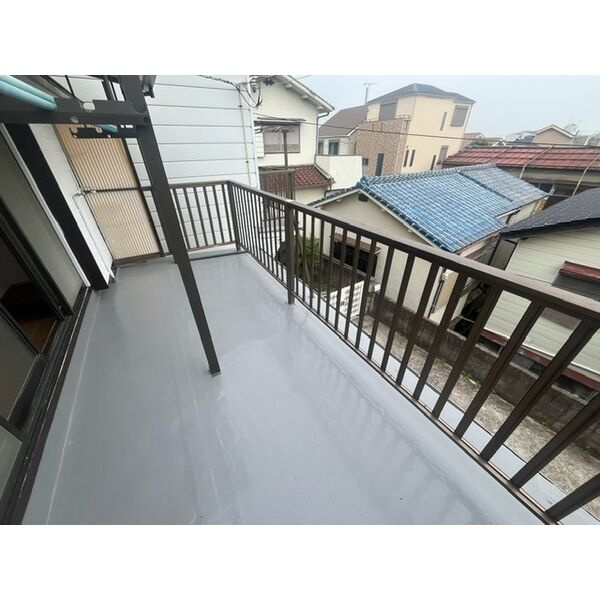 霞ヶ丘4丁目戸建のバルコニー