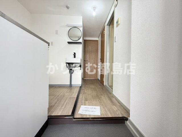 CUBE森小路の玄関