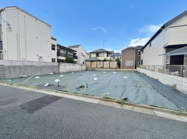 中野区上鷺宮1丁目 全3棟 1号棟の外観|是非、現地にて陽当たりや周辺環境などご確認ください
近くにモデルルームございます
モデルルームにて建物のボリュームや仕様設備などご確認ください♪