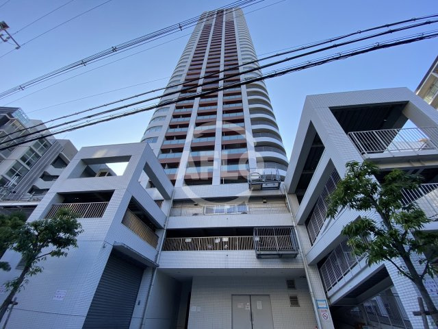 ザ・梅田タワーの外観| ザ・梅田タワー　外観