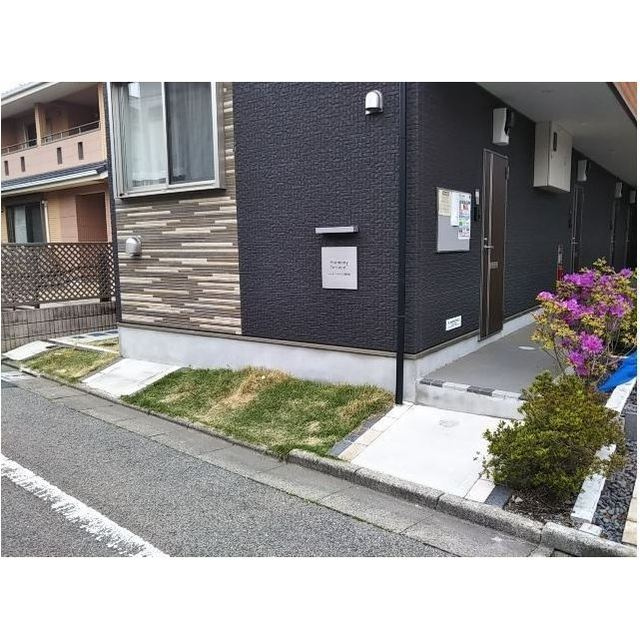 ハーモニーテラス関町北 のエントランス