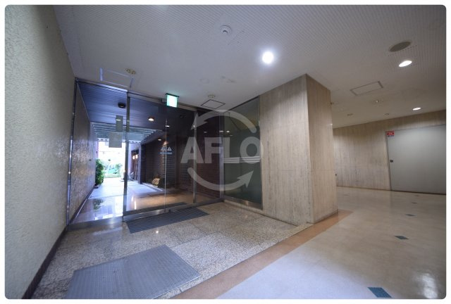 上六青山ハイツ　五条小学校区のロビー|上六青山ハイツ　ロビー