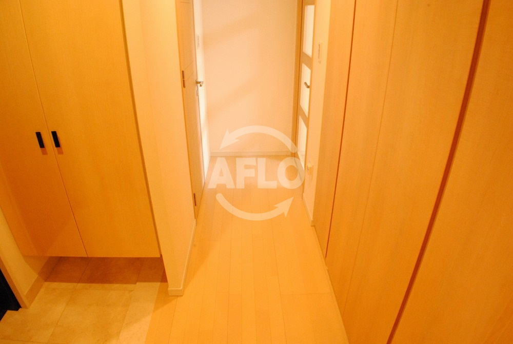 N4.TOWERの玄関|N4.TOWER　玄関スペース