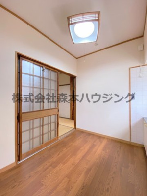 【居間・リビング】 | 　寝屋川市錦町21テラスハウス | 使いやすいキッチンスペースです