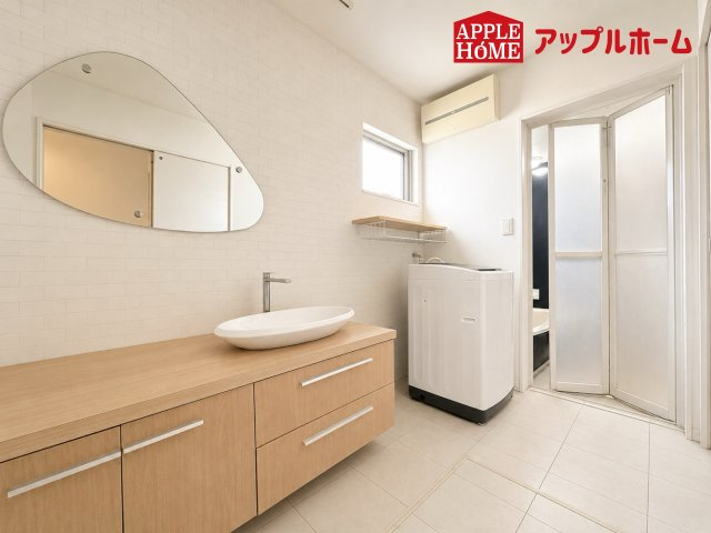 [中古住宅] 東松山市松山町の独立洗面台