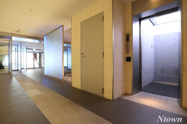 【ロビー】 | Palazzo Speciale | 建物の内部です