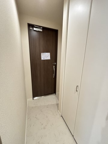領家プライムコートⅠの玄関