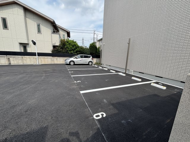 領家プライムコートⅠの駐車場