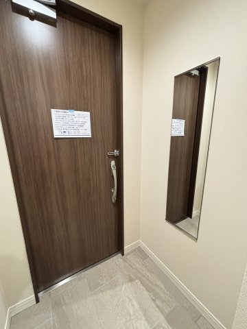 領家プライムコートⅠの玄関