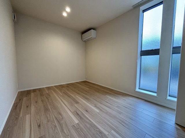 領家プライムコートⅠの洋室
