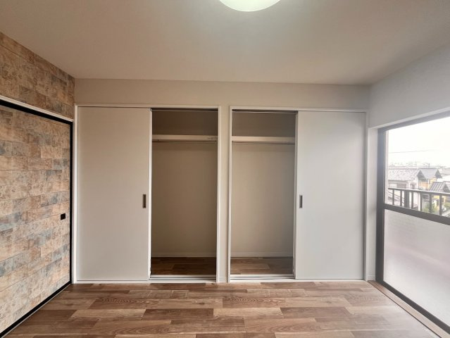 サンミエール石田　静岡市駿河区石田３丁目の収納