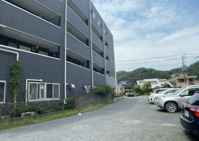 【外観】 | 高尾町事業用 | 土地探しをしていると都市計画区域という言葉を目にすると思います。法律によって、都道府県知事や国土交通大臣が指定するエリアのことを指しており、都市計画区域は市街化区域と市街化調整区域に分けられています。