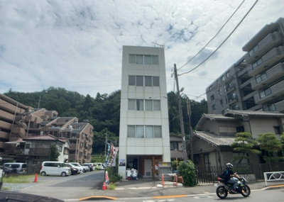 【外観】 | 高尾町事業用 | ハザードマップは自然災害による被害を予測し、その被害範囲を地図上で表したものです。近年特に災害が多くなっていますので、事前に調査すると安心できます。ハザードマップは国交省のホームページをご覧ください。