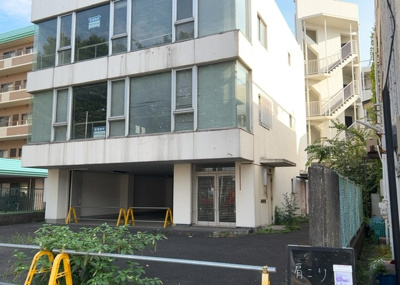 【外観】 | 富士見事業用 | 土地購入を検討されている場合、境界杭がない状態で購入してしまうと境界確定測量をする必要があり、費用がかかります。購入の前に、売主、隣土地所有者立ち合いのもと境界を確定し境界杭を設置するのがベストです。