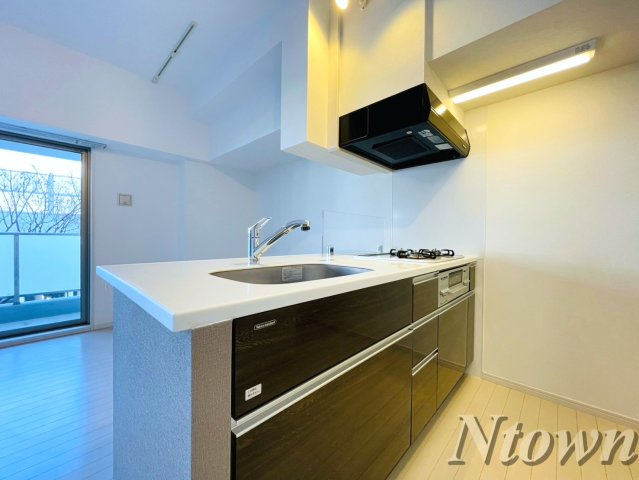 【キッチン】 | FIRST RESIDENCE SAKAE(ファーストレジデンス栄) | お料理しやすいキッチンです