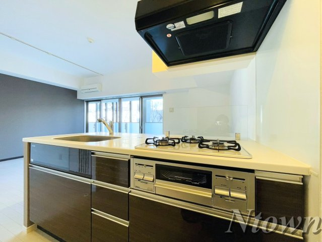 【キッチン】 | FIRST RESIDENCE SAKAE(ファーストレジデンス栄) | きれいなキッチンです