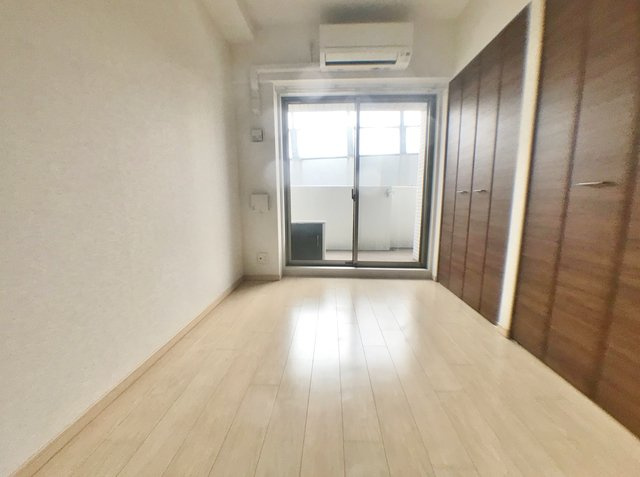 神戸市中央区浜辺通４丁目の賃貸マンションの居間・リビング