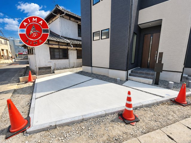 福岡市南区野多目6丁目第4-1棟（1号棟）の外観|広々した駐車場です。
