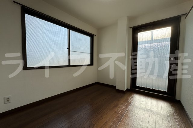 エリムハイツの内装|明るい室内です