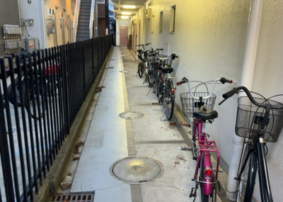 【その他共用部分】 | ホーユウパレス相模原南 | 共有部分は、住民なら誰もが使える設備のこと。例えば駐車場やエレベーター、インターネット設備、セキュリティ設備などがあります。他にも、マンションの廊下・外部階段やエントランス・ゴミ置き場などがあります。